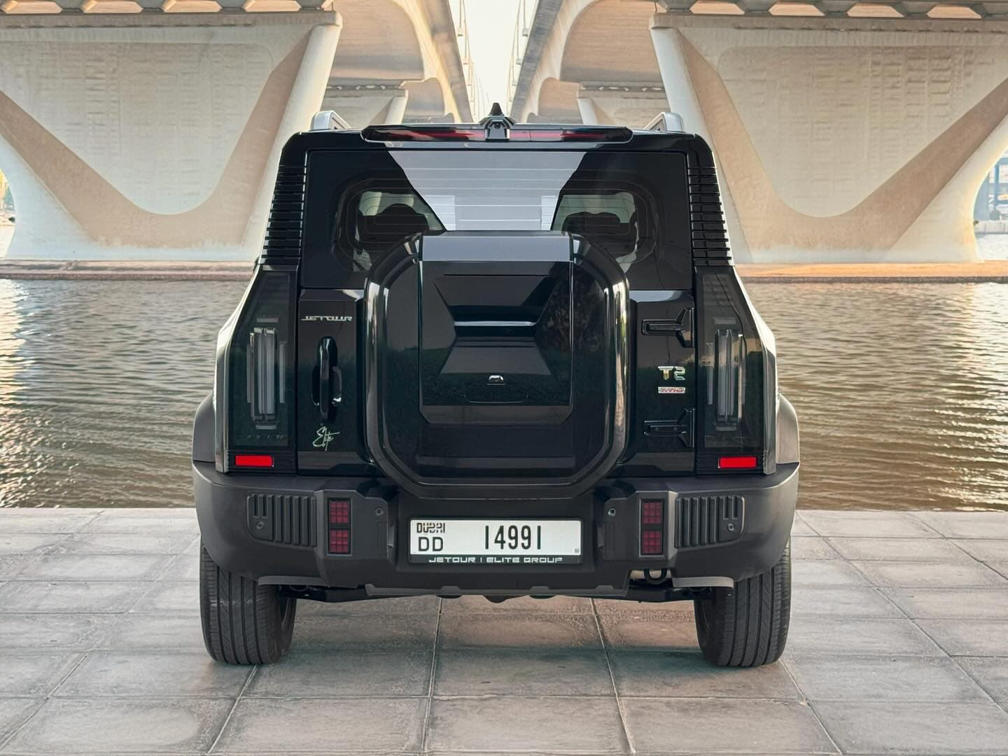 Jetour T2 — alternate angle